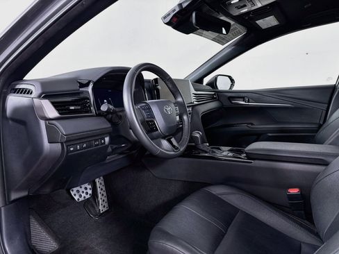Certified 2025 Toyota Camry XSE FWD image 9
