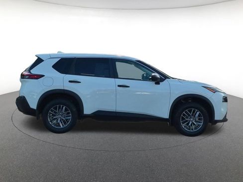 Used 2021 Nissan Rogue S FWD image 4