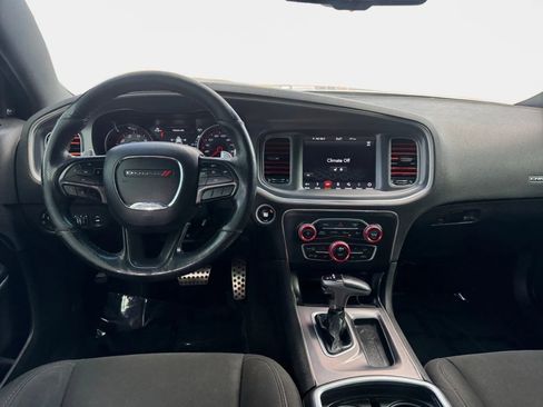 Used 2019 Dodge Charger Scat Pack RWD image 12