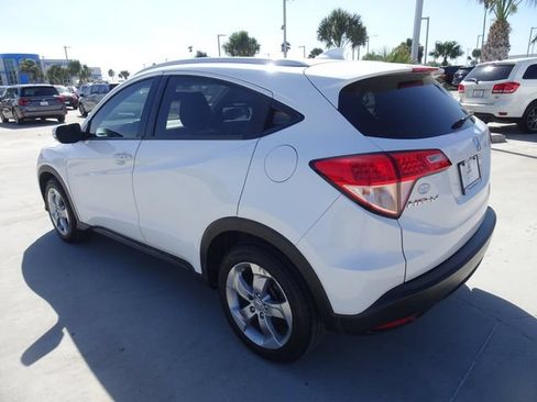 Certified 2017 Honda HR-V EX-L image 6
