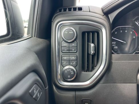 Used 2021 GMC Sierra 1500 Elevation image 25