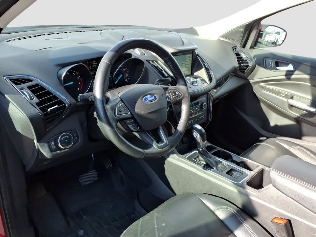 Used 2019 Ford Escape Titanium AWD/4WD image 23