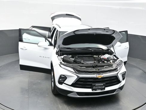 Used 2025 Chevrolet Blazer LT w/ Convenience Package AWD/4WD image 40