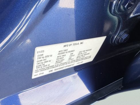 Used 2023 Tesla Model Y Performance image 29