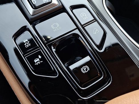 Certified 2025 Lexus NX 350 AWD w/ Premium Package image 25