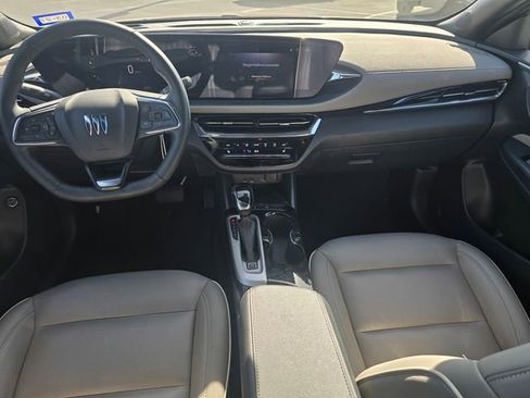 Used 2025 Buick Envista Avenir image 14