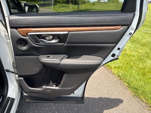 Used 2021 Honda CR-V EX-L image 16