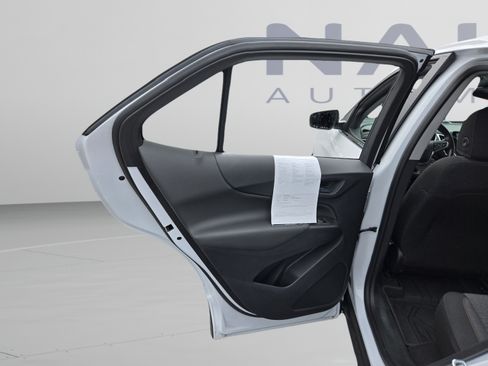 Used 2022 Chevrolet Equinox LT FWD image 29