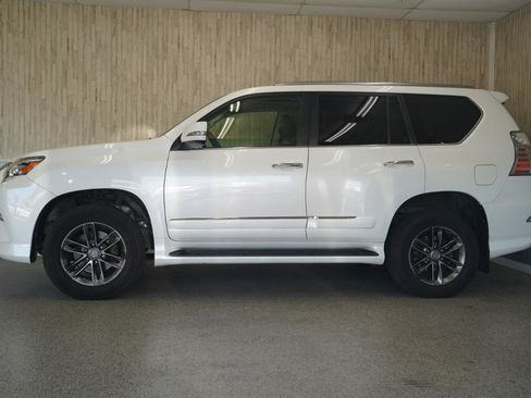 Used 2014 Lexus GX 460 Luxury AWD/4WD image 5