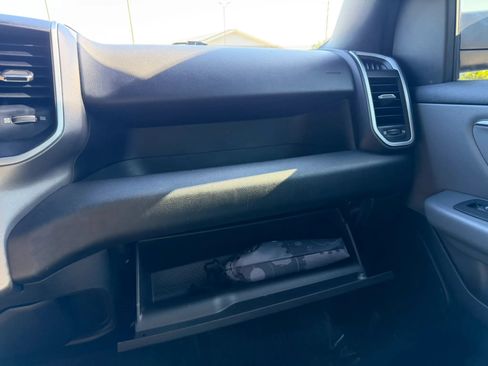 Used 2021 RAM 1500 Big Horn AWD/4WD image 32