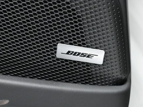 Certified 2025 Porsche Panamera image 24