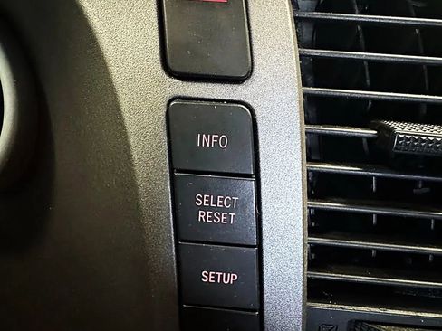 Used 2010 Toyota Tundra 2WD CrewMax image 27