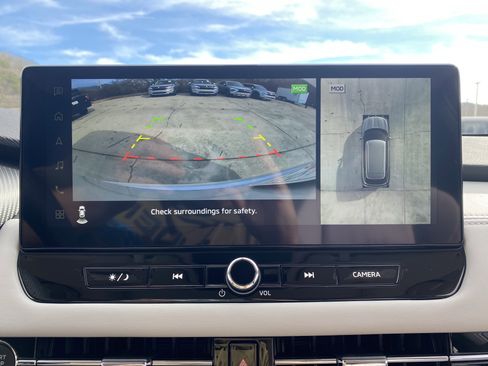 New 2026 Mitsubishi Outlander SEL image 17