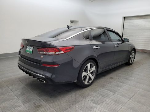 Used 2019 Kia Optima S image 9