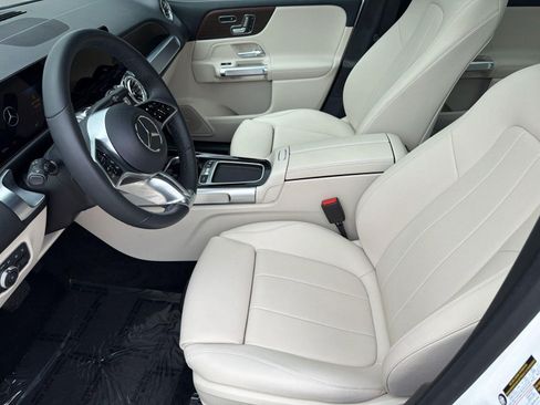 Certified 2026 Mercedes-Benz GLB 250 image 5