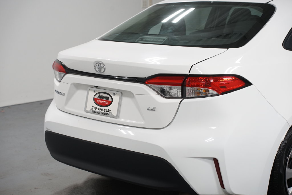Certified 2024 Toyota Corolla LE FWD image 9