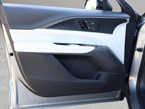 New 2026 Cadillac Lyriq Sport image 10