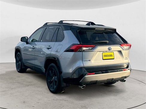 Used 2020 Toyota RAV4 XSE image 3