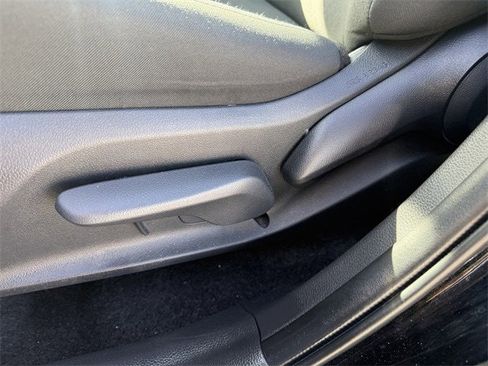 Certified 2025 Toyota RAV4 LE image 24