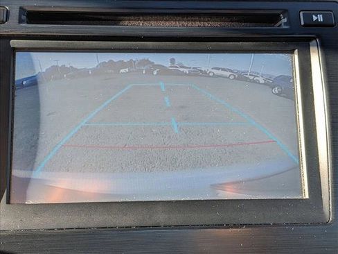 Used 2014 Toyota Camry SE image 13