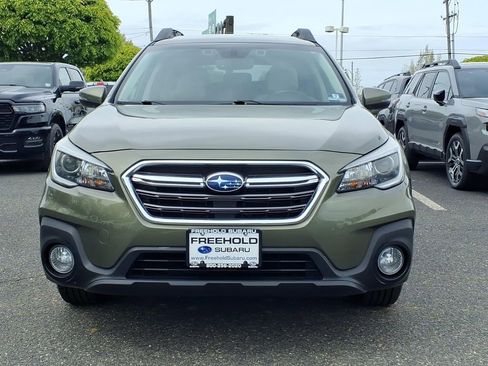 Used 2019 Subaru Outback 2.5i Premium AWD/4WD image 2
