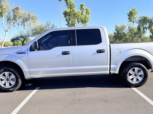 Used 2015 Ford F150 XLT RWD image 2