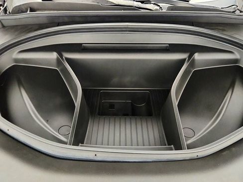 Used 2025 Volvo EX90 Plus AWD/4WD image 29
