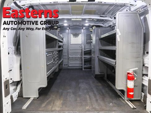 Used 2020 Ford Transit 150 Low Roof RWD image 9