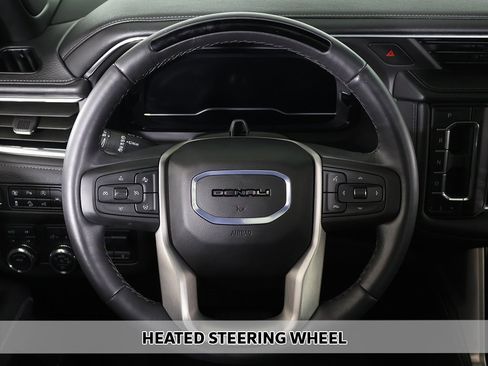 Used 2024 GMC Yukon Denali w/ Advanced Technology Package image 11