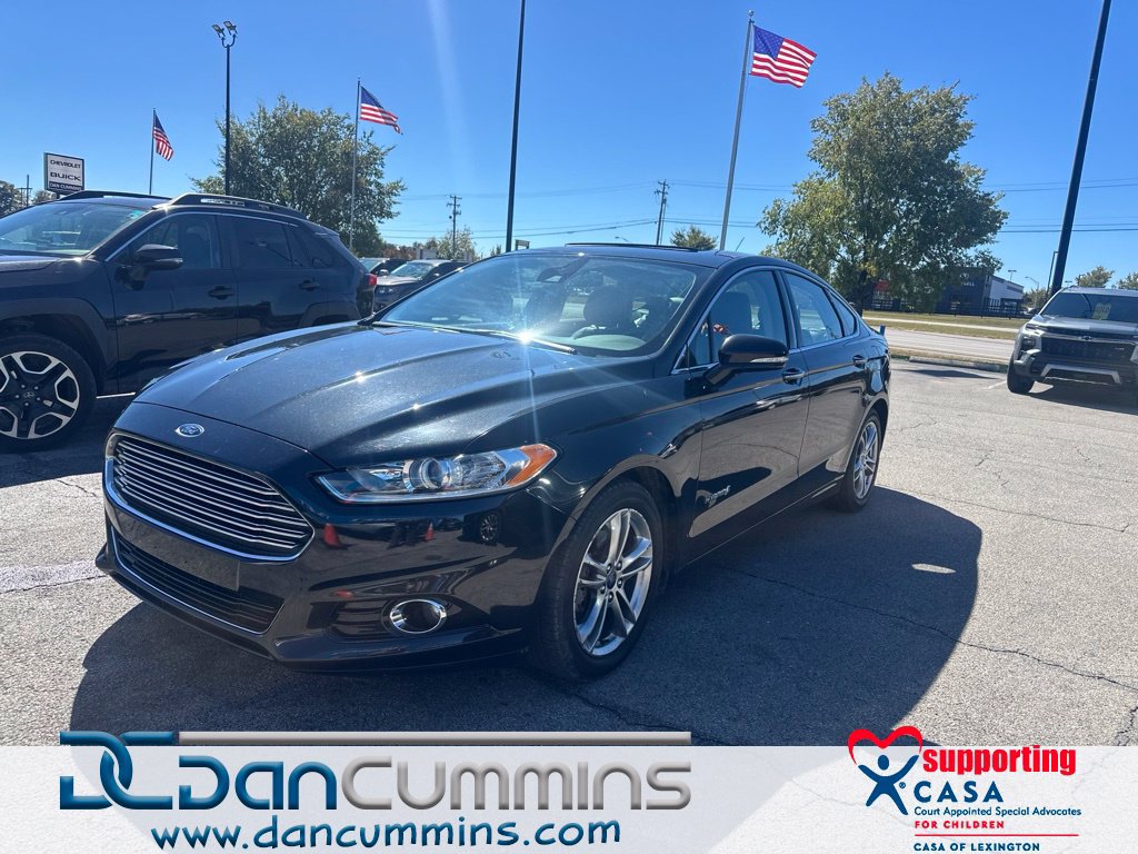 Used 2015 Ford Fusion Titanium FWD image 1