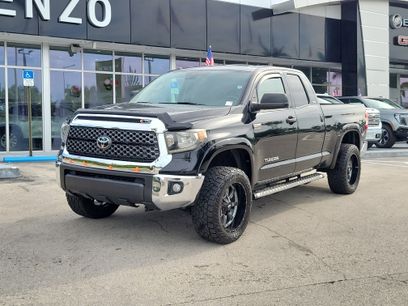 Used 2018 Toyota Tundra SR5 w/ SR5 Upgrade Package