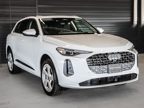 New 2025 Audi Q5 Premium AWD/4WD image 10