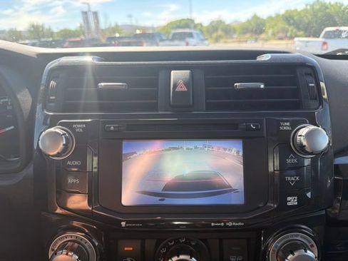 Certified 2019 Toyota 4Runner TRD Off-Road Premium AWD/4WD image 19