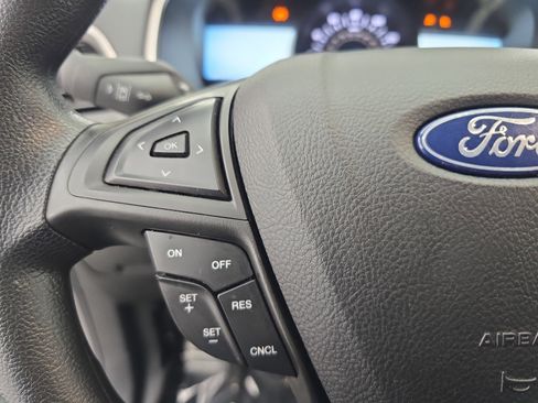 Used 2021 Ford Edge SE w/ Cargo Accessory Package image 16