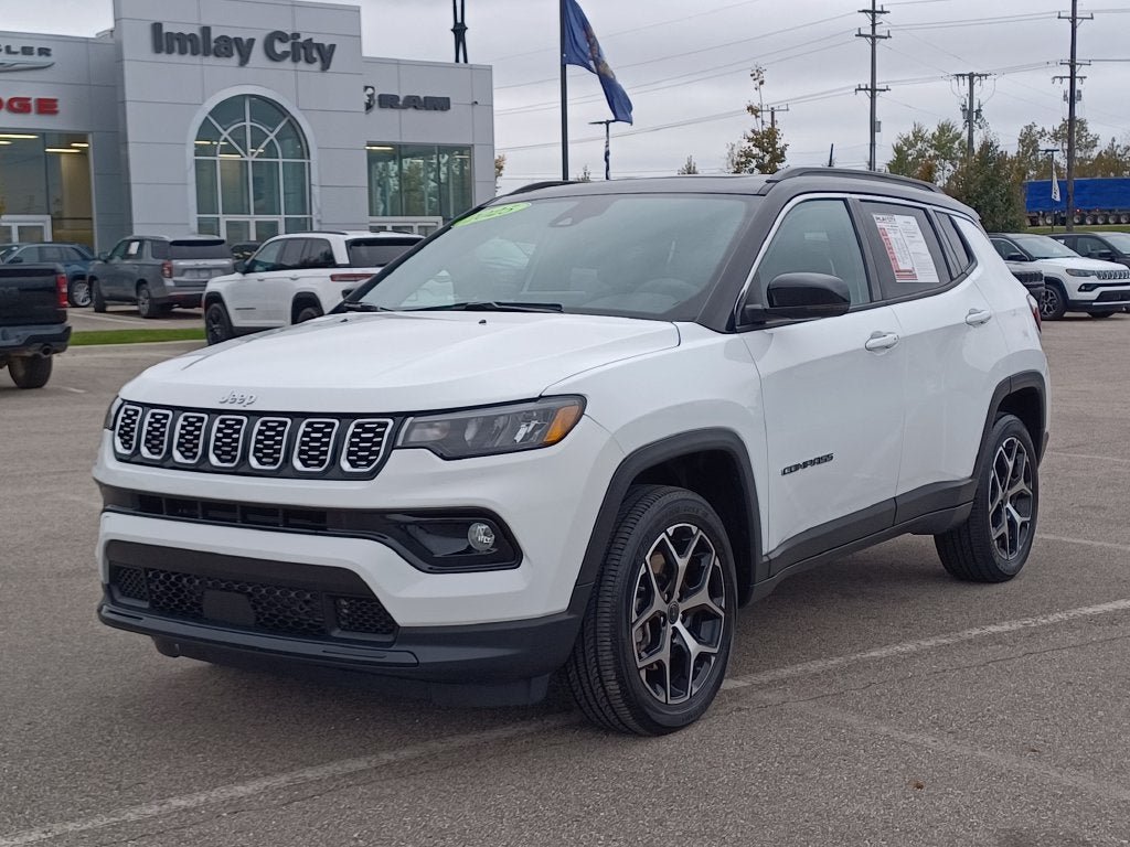 Used 2025 Jeep Compass Limited w/ Sun & Sound Group AWD/4WD image 2