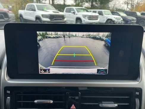 Used 2023 Lexus GX 460 Premium image 23