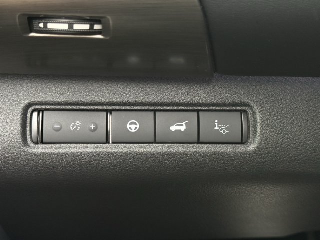 Used 2025 Nissan Pathfinder Platinum w/ Cargo Package FWD image 23