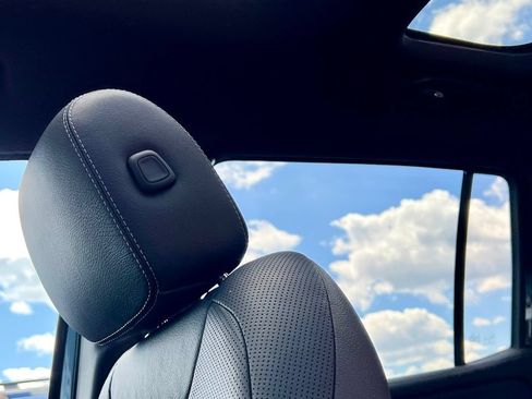 Certified 2022 Mercedes-Benz GLB 250 4MATIC image 28