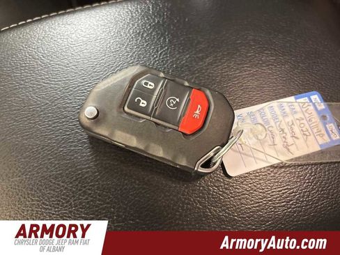 Used 2022 Jeep Wrangler Unlimited Sahara w/ Cold Weather Group image 23