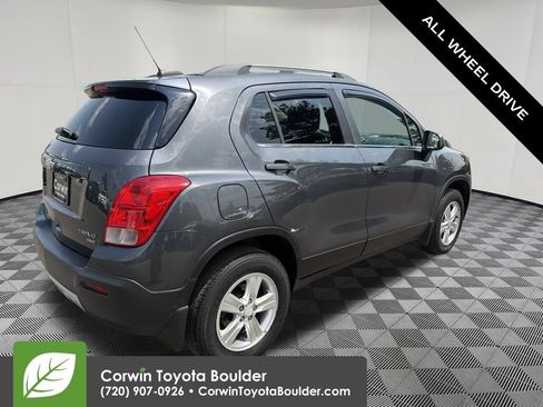 Used 2016 Chevrolet Trax LT w/ LT Sun and Sound Package AWD/4WD image 8