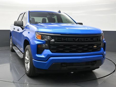 Used 2025 Chevrolet Silverado 1500 Custom RWD image 7