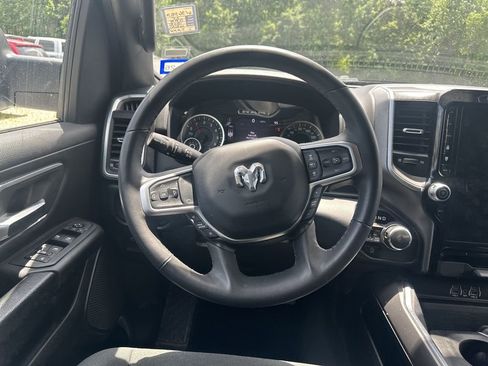 Used 2025 RAM 1500 Big Horn AWD/4WD image 24