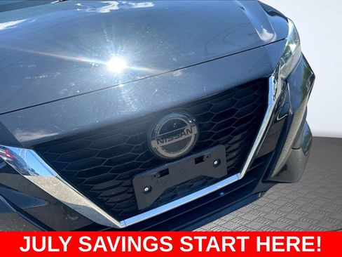 Used 2021 Nissan Sentra SV FWD image 35