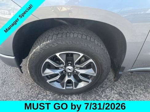 Used 2024 Chevrolet Silverado 1500 RST w/ Convenience Package II AWD/4WD image 10