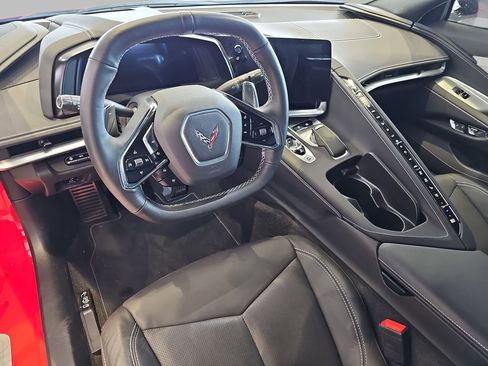 Used 2024 Chevrolet Corvette Stingray Preferred Cpe w/ Z51 Performance Package RWD image 11