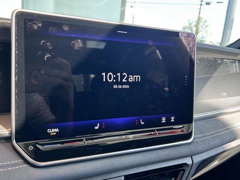 New 2026 Volkswagen Tiguan SE R-Line image 9