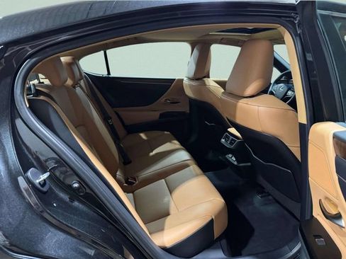 Used 2024 Lexus ES 350 w/ Premium Package FWD image 26