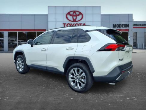 Used 2022 Toyota RAV4 Limited w/ Limited Grade Weather Package FWD image 3