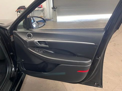 Used 2023 Hyundai Sonata SEL w/ Cargo Package image 12