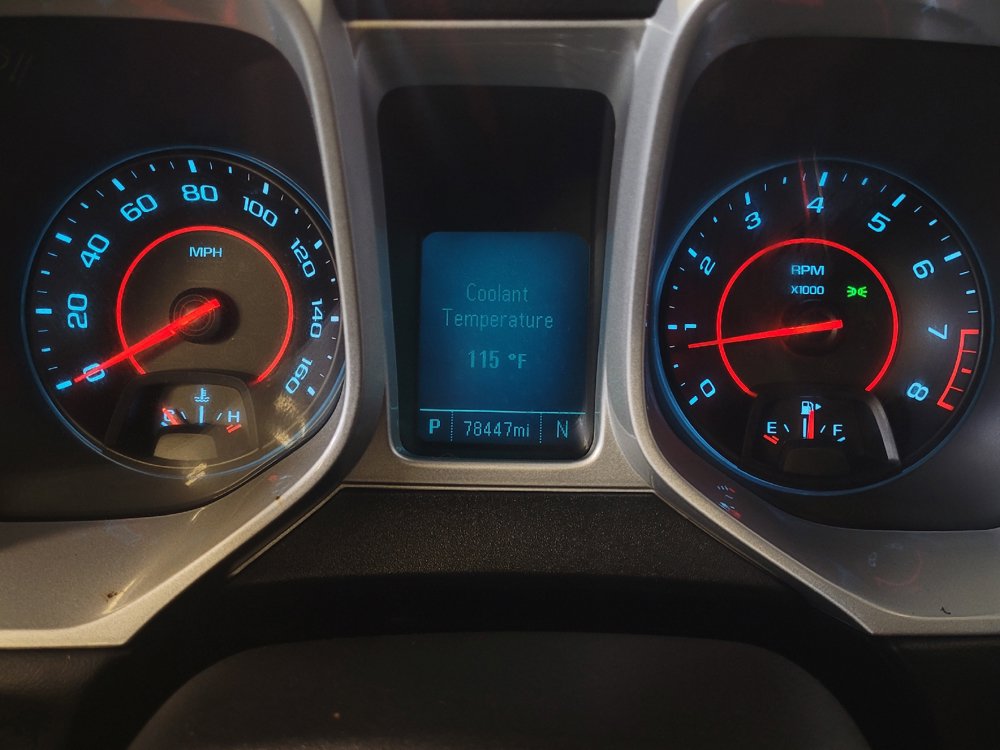 Used 2015 Chevrolet Camaro LT RWD image 23